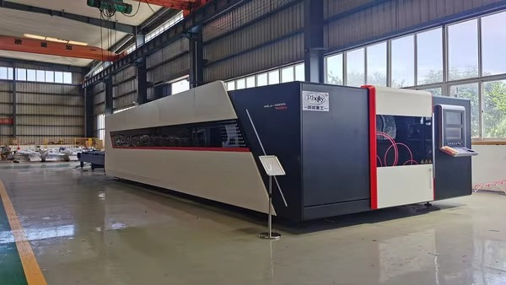 완전 밀폐형 CNC 파이버 레이저 절단기(산업용, 고정 - Industrial Laser Cutting Machines 리뷰 및 가격